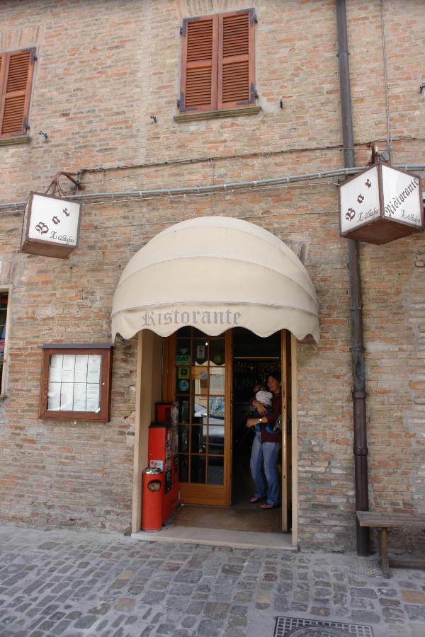 Il Castagno Hotel Orciano di Pesaro Bagian luar foto